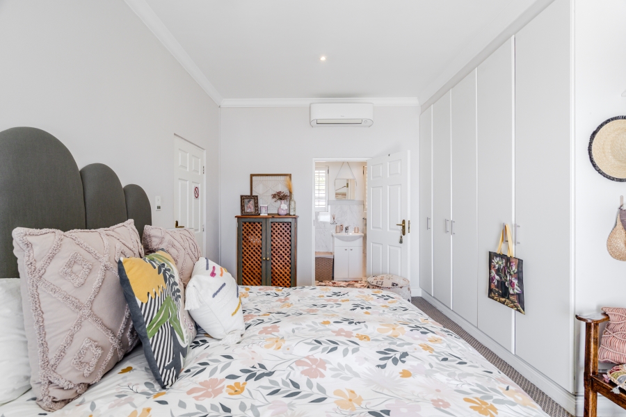 4 Bedroom Property for Sale in Simons Kloof Western Cape